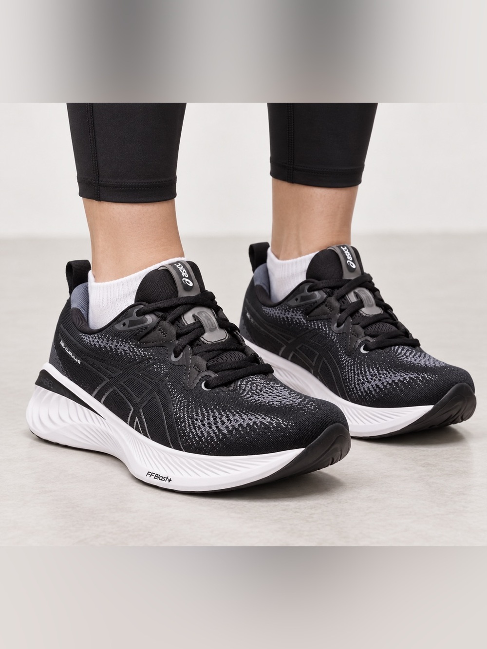 ASICS Women's Gel-Cumulus 25 Running Shoes,8.5 US Black/ White